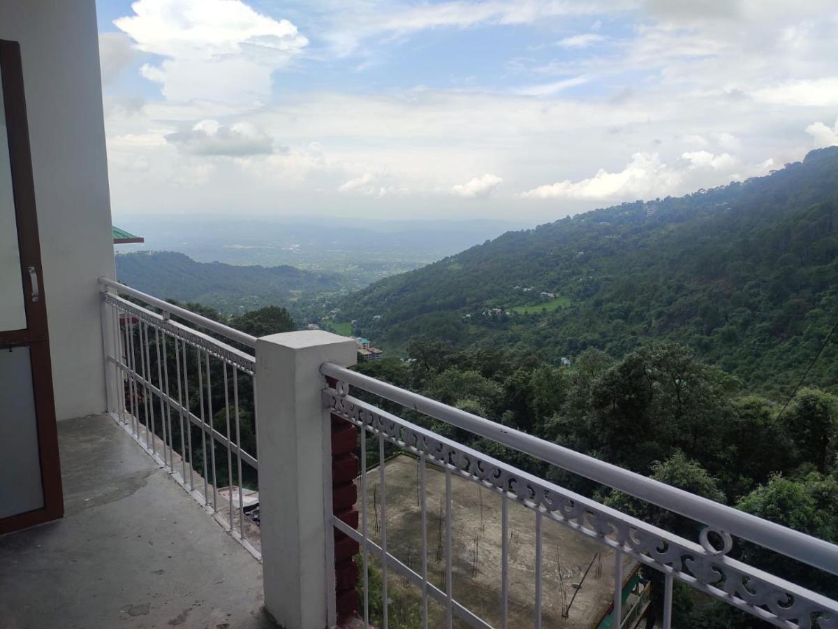 Hotel Amandeep Dharamshala Exterior foto